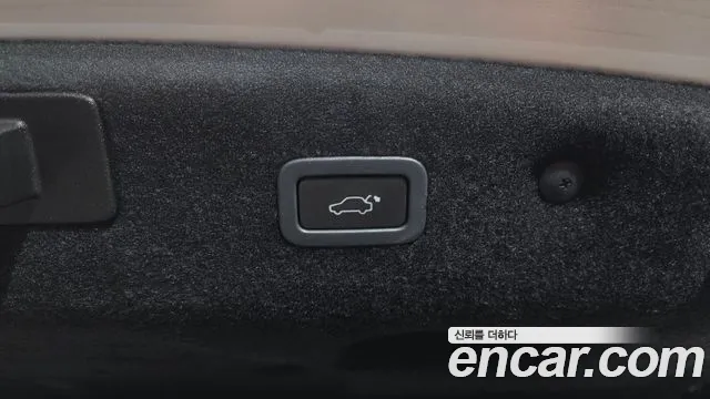Jaguar XF 2020 thumb 11