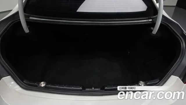 BMW 6 серии 2014 thumb 9
