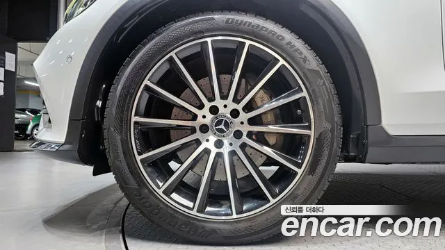 Mercedes-Benz GLC 2019 thumb 11