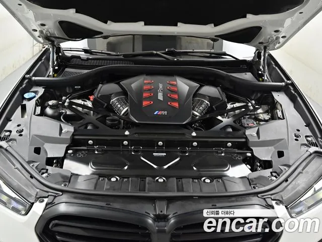 BMW X6M 2024 thumb 8