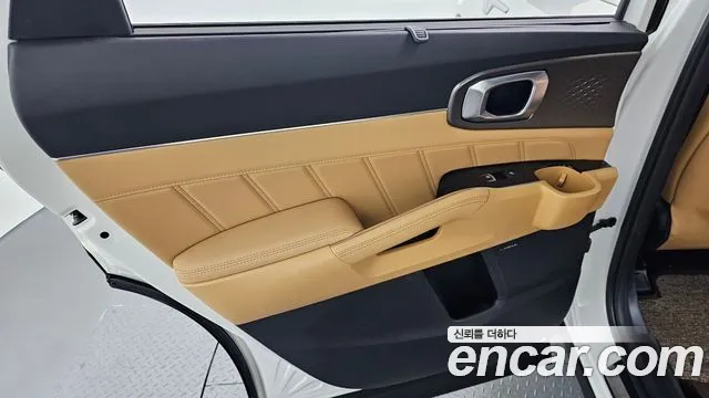 Kia Sorento 2022 thumb 8