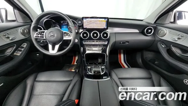 Mercedes-Benz C-Class 2020 thumb 11