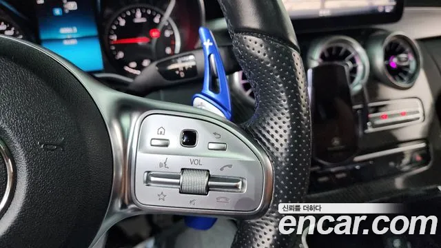 Mercedes-Benz C-Class 2019 thumb 4