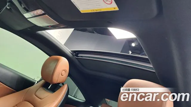 Mercedes-Benz C-Class 2019 thumb 5