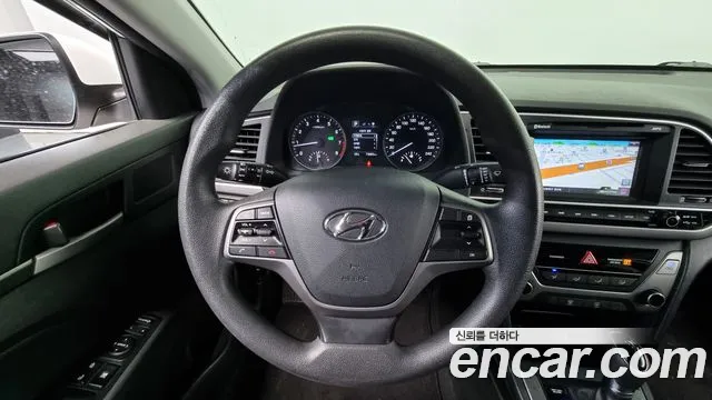 Hyundai Avante 2017 thumb 6