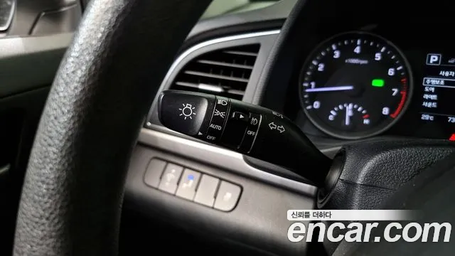 Hyundai Avante 2017 thumb 10