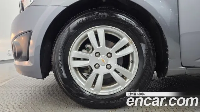 Chevrolet Aveo 2014 thumb 4