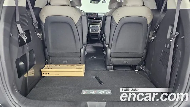 Kia Carnival 2024 thumb 9