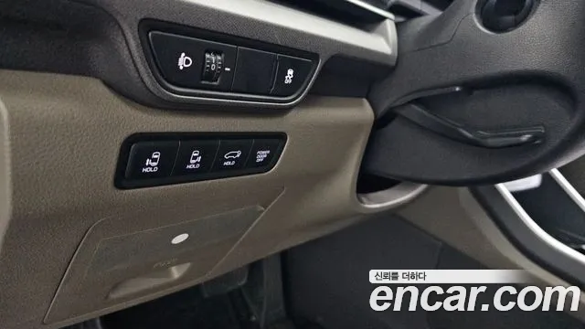 Kia Carnival 2024 thumb 10