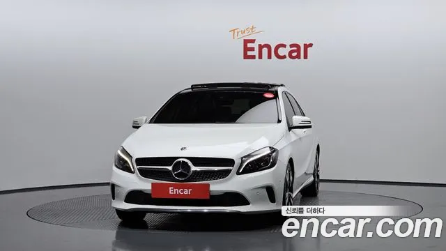 Mercedes-Benz A-Class 2017 thumb 4
