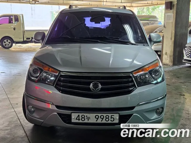 KGM Korando 2014 thumb 4