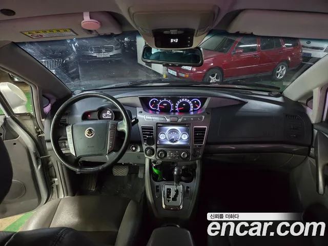 KGM Korando 2014 thumb 12