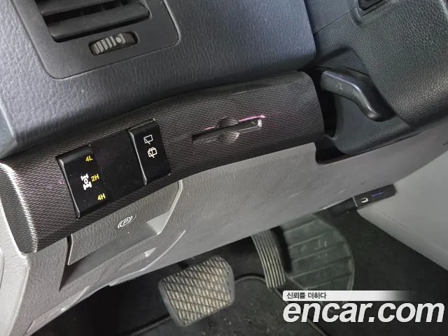KGM Korando 2014 thumb 10