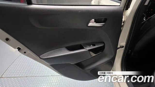 Kia Morning 2019 thumb 8