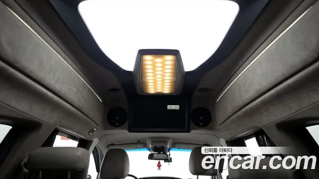 KGM Korando 2013 thumb 6