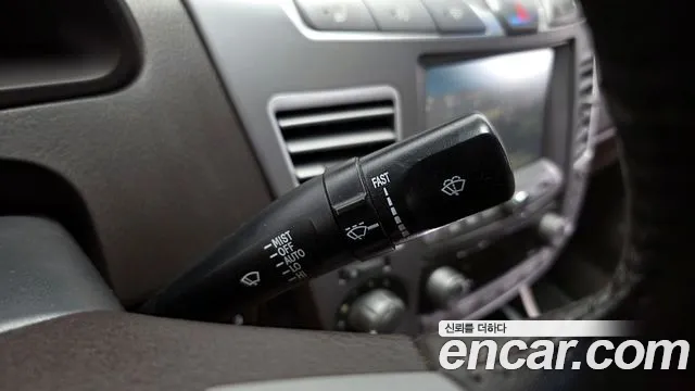 KGM Korando 2013 thumb 5