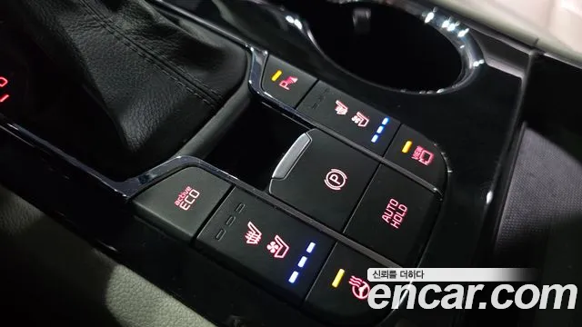 Kia Carnival 2018 thumb 6