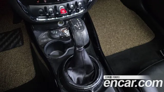Mini Cooper Clubman 2016 thumb 2