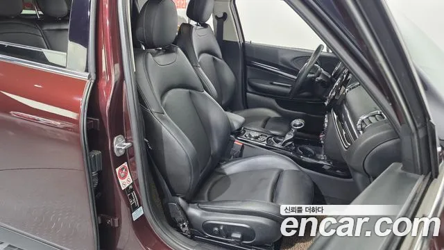 Mini Cooper Clubman 2016 thumb 11