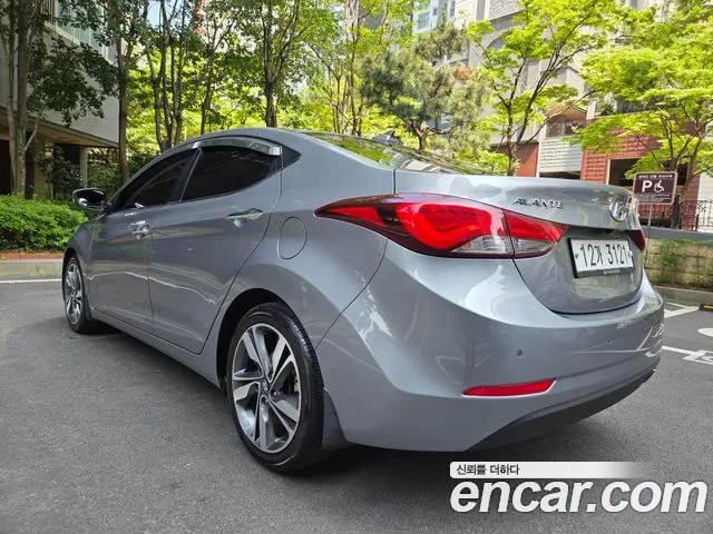Hyundai Elantra 2013 thumb 3