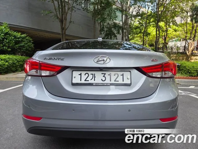 Hyundai Elantra 2013 thumb 10