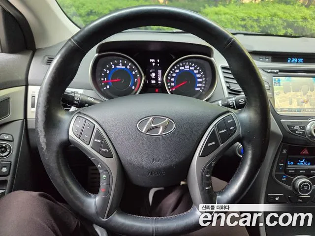 Hyundai Elantra 2013 thumb 6
