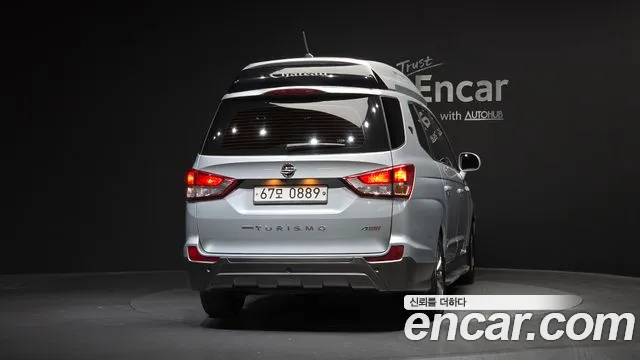 KGM Korando 2016 thumb 12