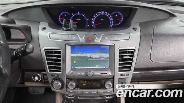 KGM Korando 2016 thumb 6