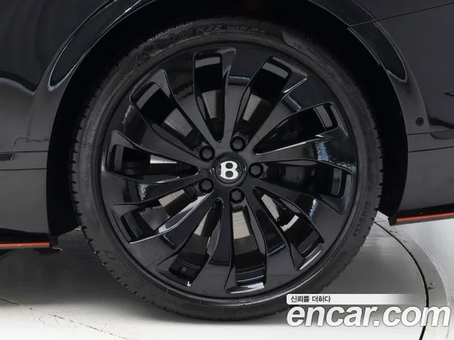 Bentley Continental 2024 thumb 7