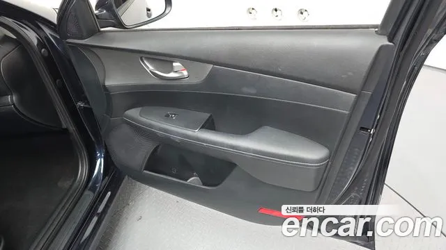 Kia K3 2021 thumb 8