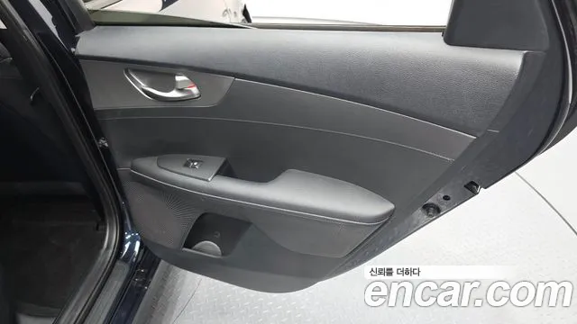 Kia K3 2021 thumb 11