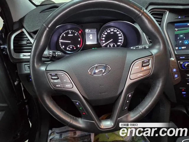 Hyundai Santafe 2017 thumb 8