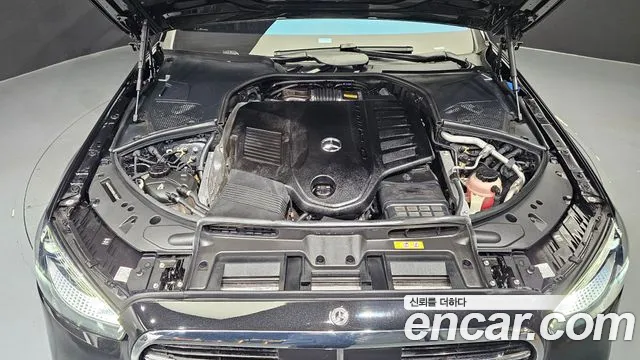 Mercedes-Benz S-Class 2022 thumb 8