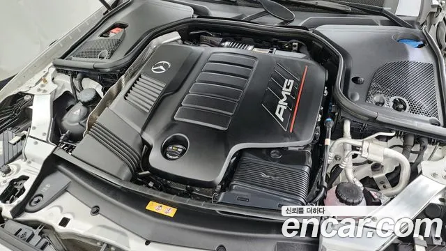 Mercedes-Benz E-Class 2023 thumb 4