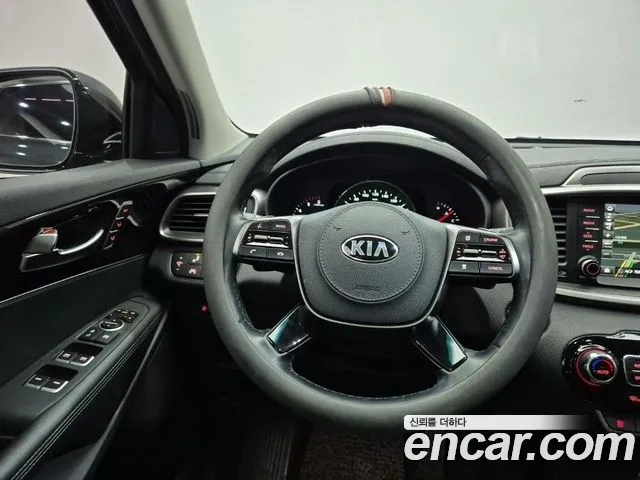 Kia Sorento 2017 thumb 10