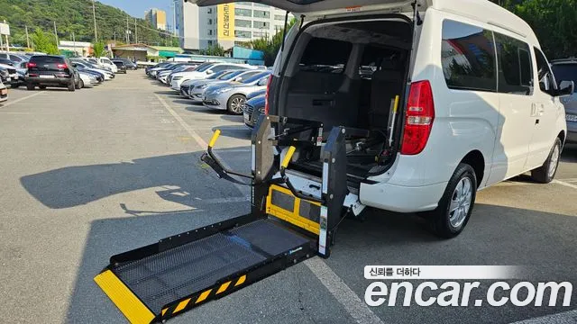 Hyundai Staria 2020 thumb 3