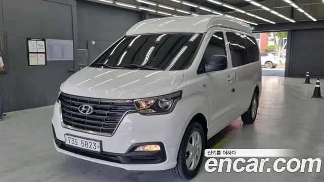 Hyundai Staria 2020 thumb 6