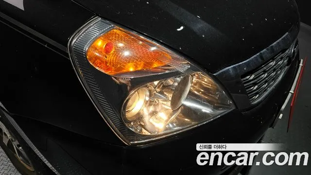 Kia Canival 2013 thumb 7