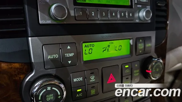 Kia Canival 2013 thumb 9