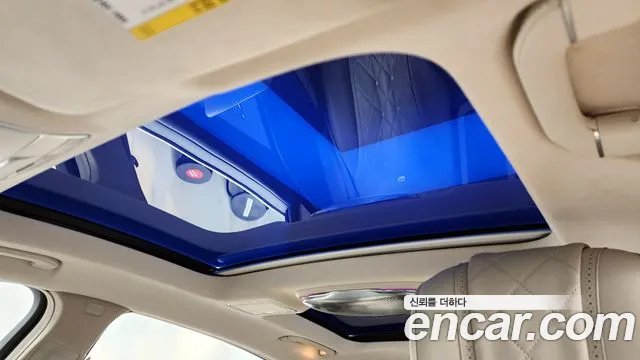 Mercedes-Benz S-Class 2015 thumb 4