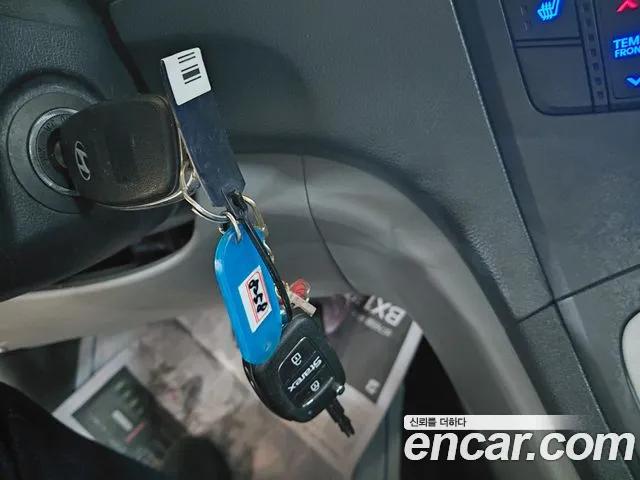 Hyundai Staria 2017 thumb 4