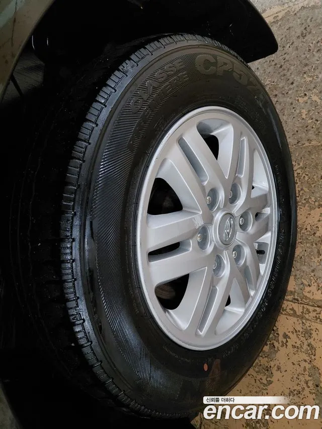 Hyundai Staria 2017 thumb 8