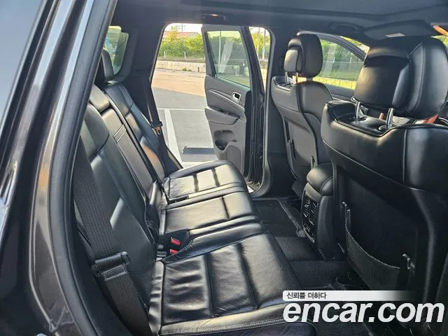 Jeep Grand Cherokee 2015 thumb 4
