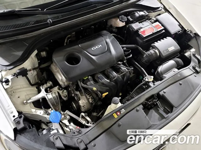 Hyundai Avante 2016 thumb 8