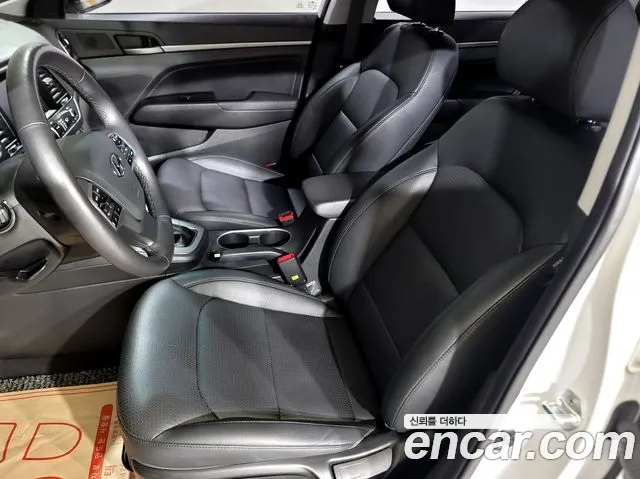 Hyundai Avante 2016 thumb 12