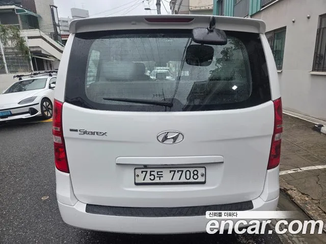 Hyundai Staria 2014 thumb 8