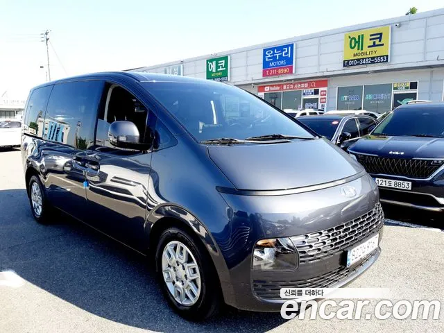 Hyundai Staria 2023 thumb 12