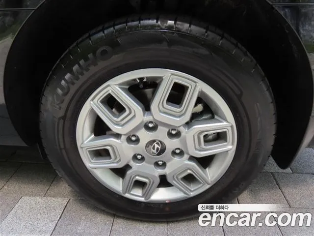 Hyundai Staria 2026 thumb 11