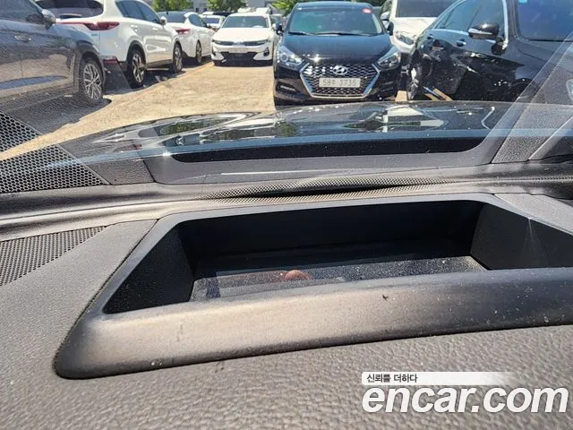 Hyundai Grandeur 2017 thumb 12