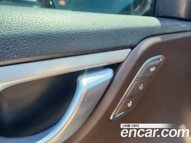 Hyundai Grandeur 2017 thumb 10